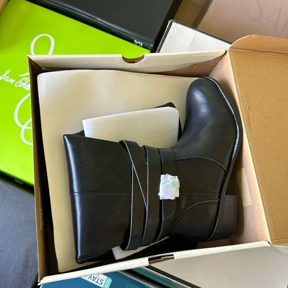 St. John's Bay Womens Boots